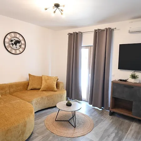 Apartment Mina Dream *