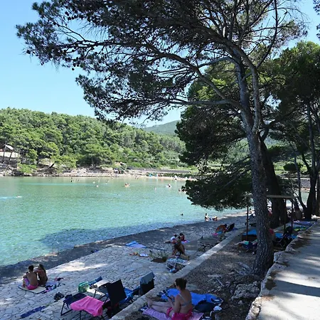Mina Dream Jelsa (Hvar)